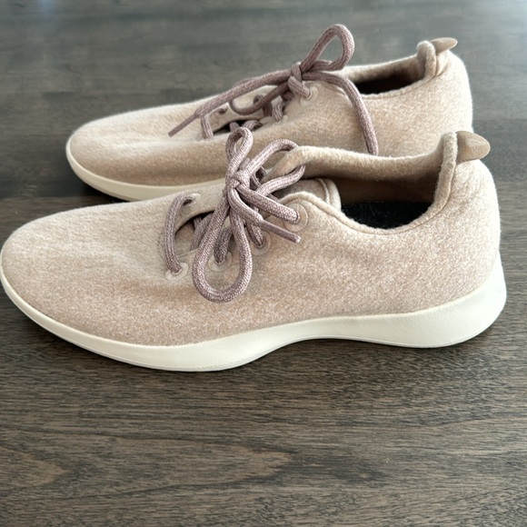 Great conditions Allbirds Women’s wool runners - Picture 2 of 12